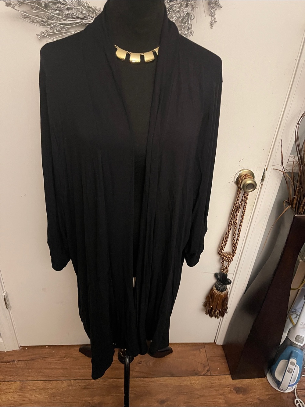 Catherines Black Open-Front Lounge Robe